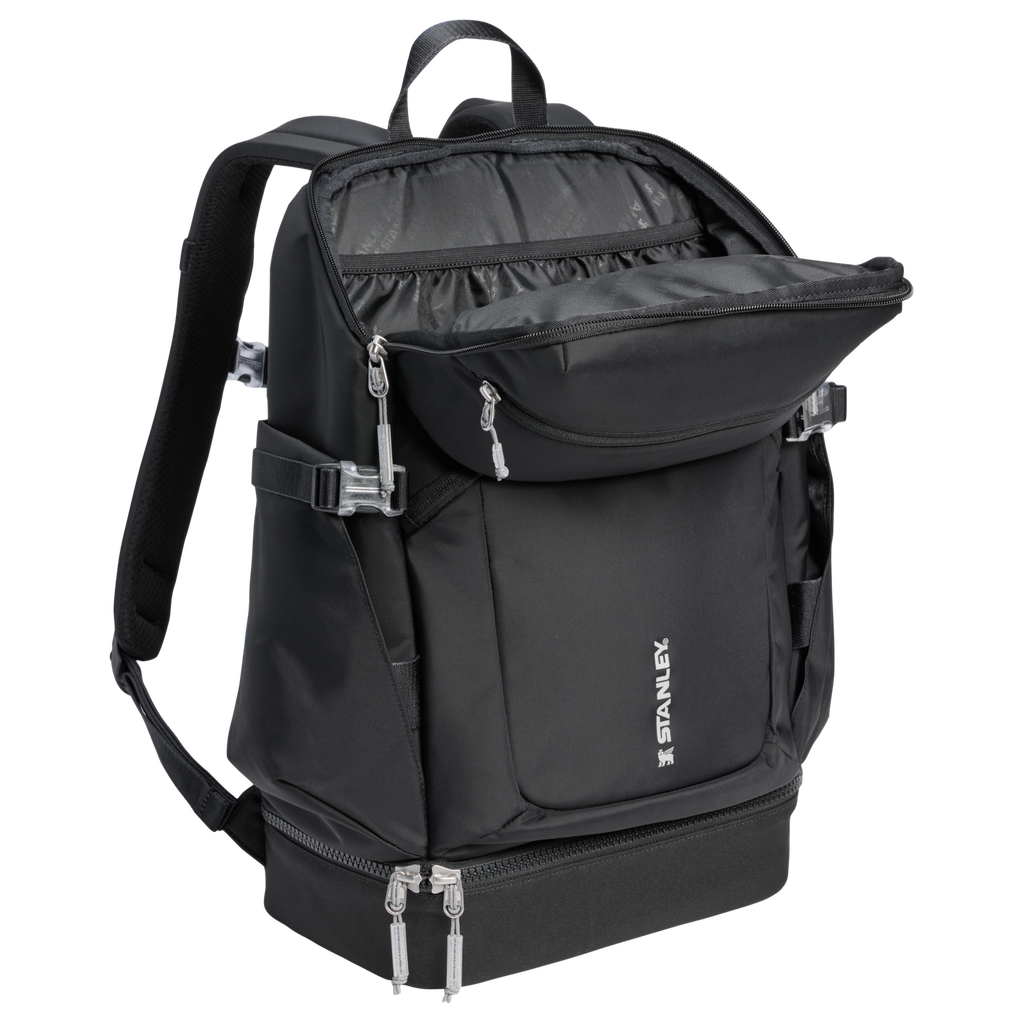The Vitalize™ Backpack | 30.9 QT - Carry Your Stanley