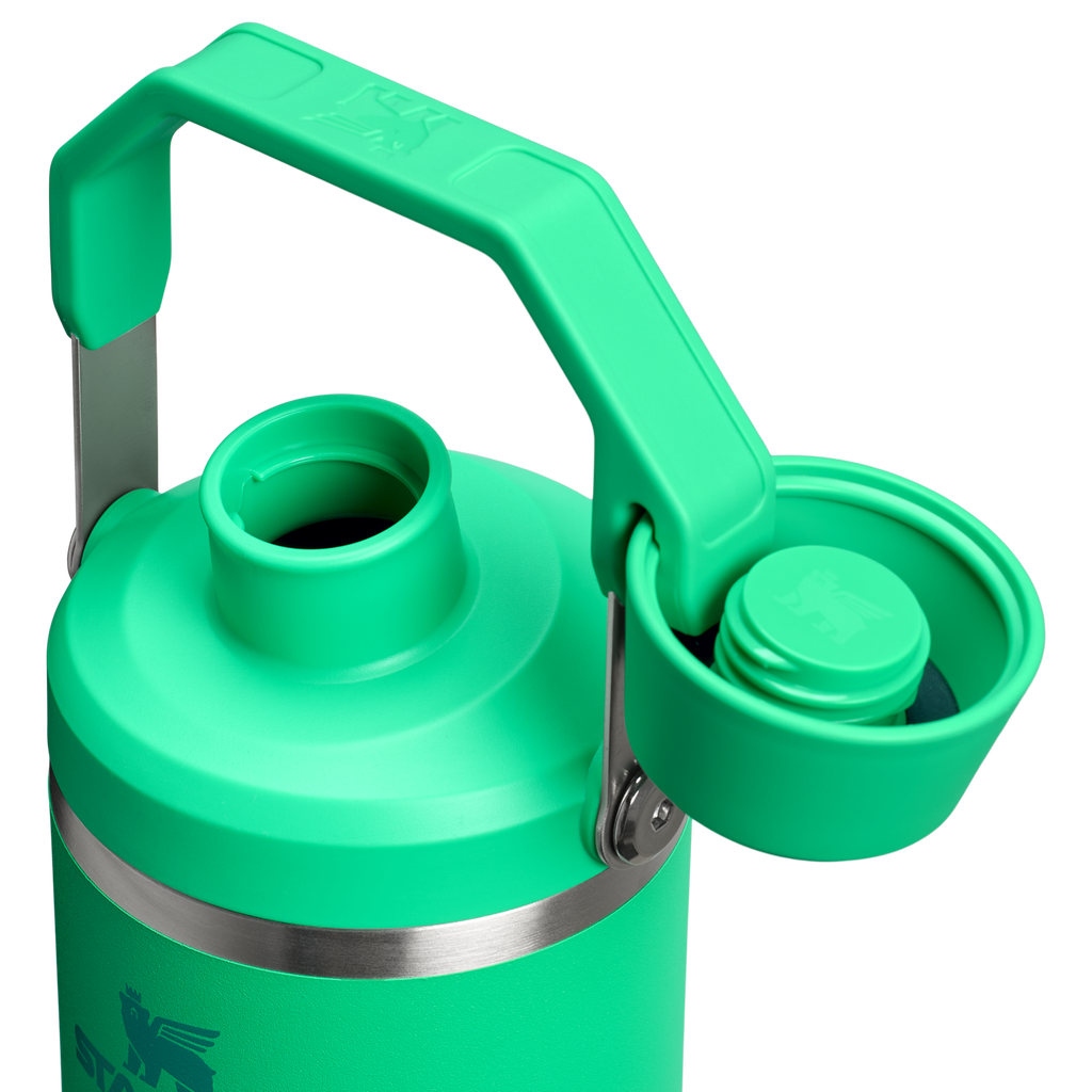 The IceFlow™ Tumbler with Fast Flow Lid | 20 OZ - Stanley Create - Keep Water Close