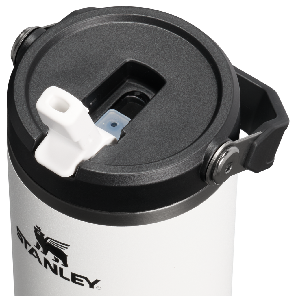 Stanley 1913 x Juventus The IceFlow™ Flip Straw 2.0 Tumbler | 30 OZ - Drinkware Essentials
