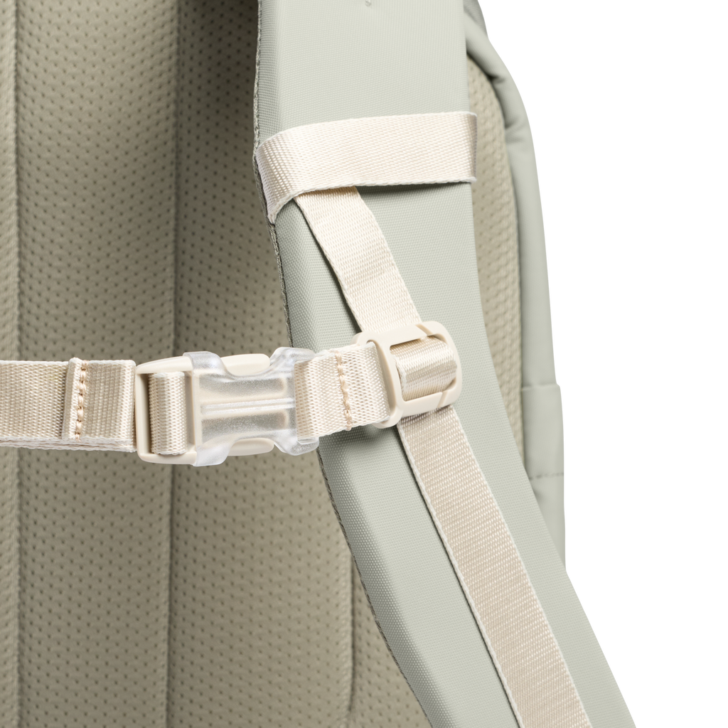 The Vitalize™ Backpack | 30.9 QT - Carry Your Stanley