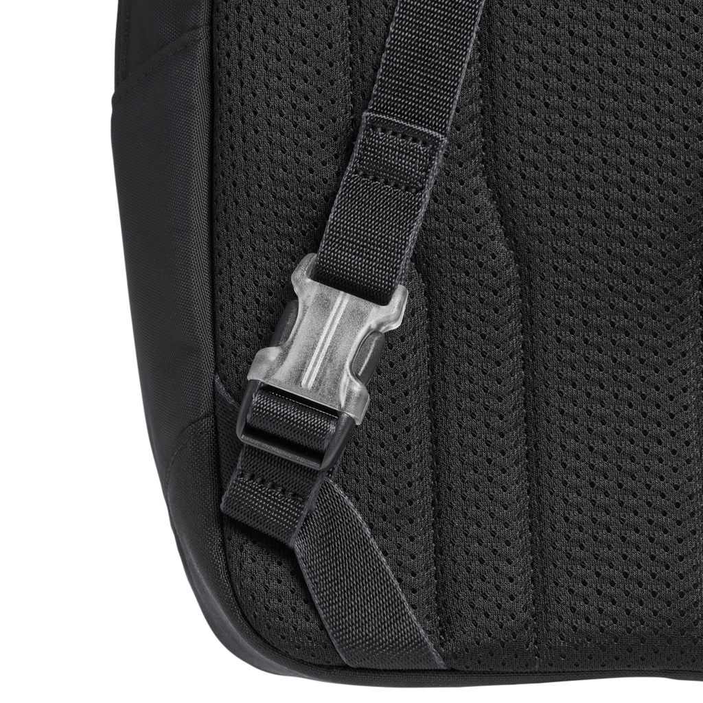 The Vitalize™ Crossbody Bag | 10 QT - More Refill Moments
