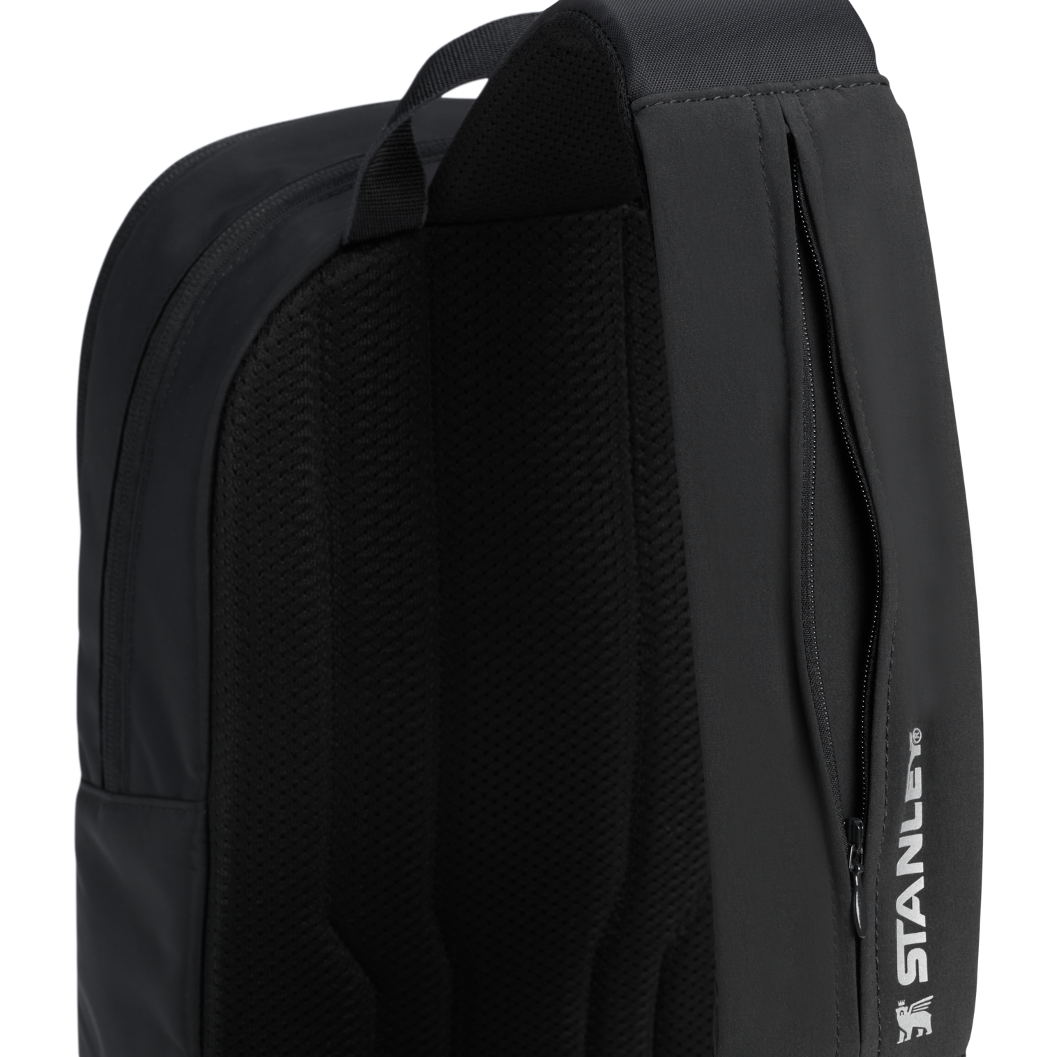 The Vitalize™ Crossbody Bag | 10 QT - More Refill Moments