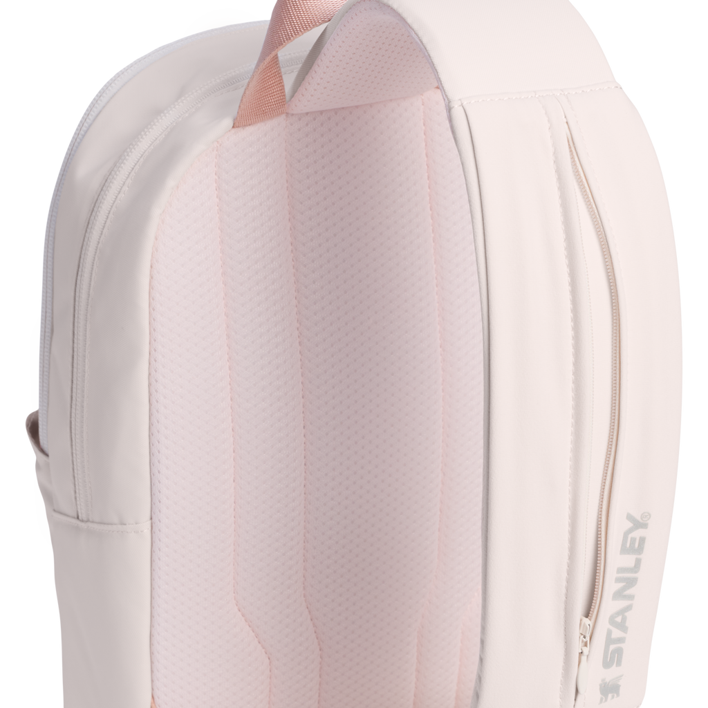 The Vitalize™ Crossbody Bag | 10 QT - More Refill Moments